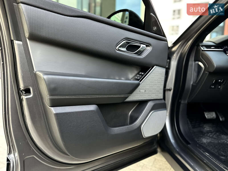 Внедорожник / Кроссовер Land Rover Range Rover Velar 2018 в Ивано-Франковске