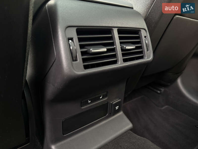 Позашляховик / Кросовер Land Rover Range Rover Velar 2018 в Києві