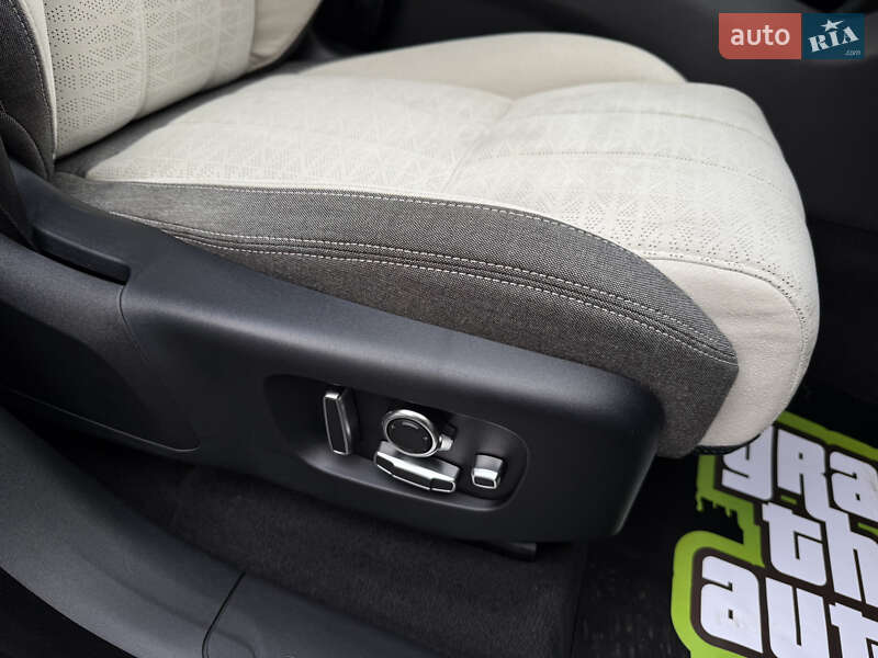 Позашляховик / Кросовер Land Rover Range Rover Velar 2018 в Києві