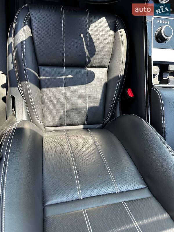 Внедорожник / Кроссовер Land Rover Range Rover Velar 2017 в Одессе фото 44 Внедорожник / Кроссовер Land Rover Range Rover Velar 2017 в Одессе