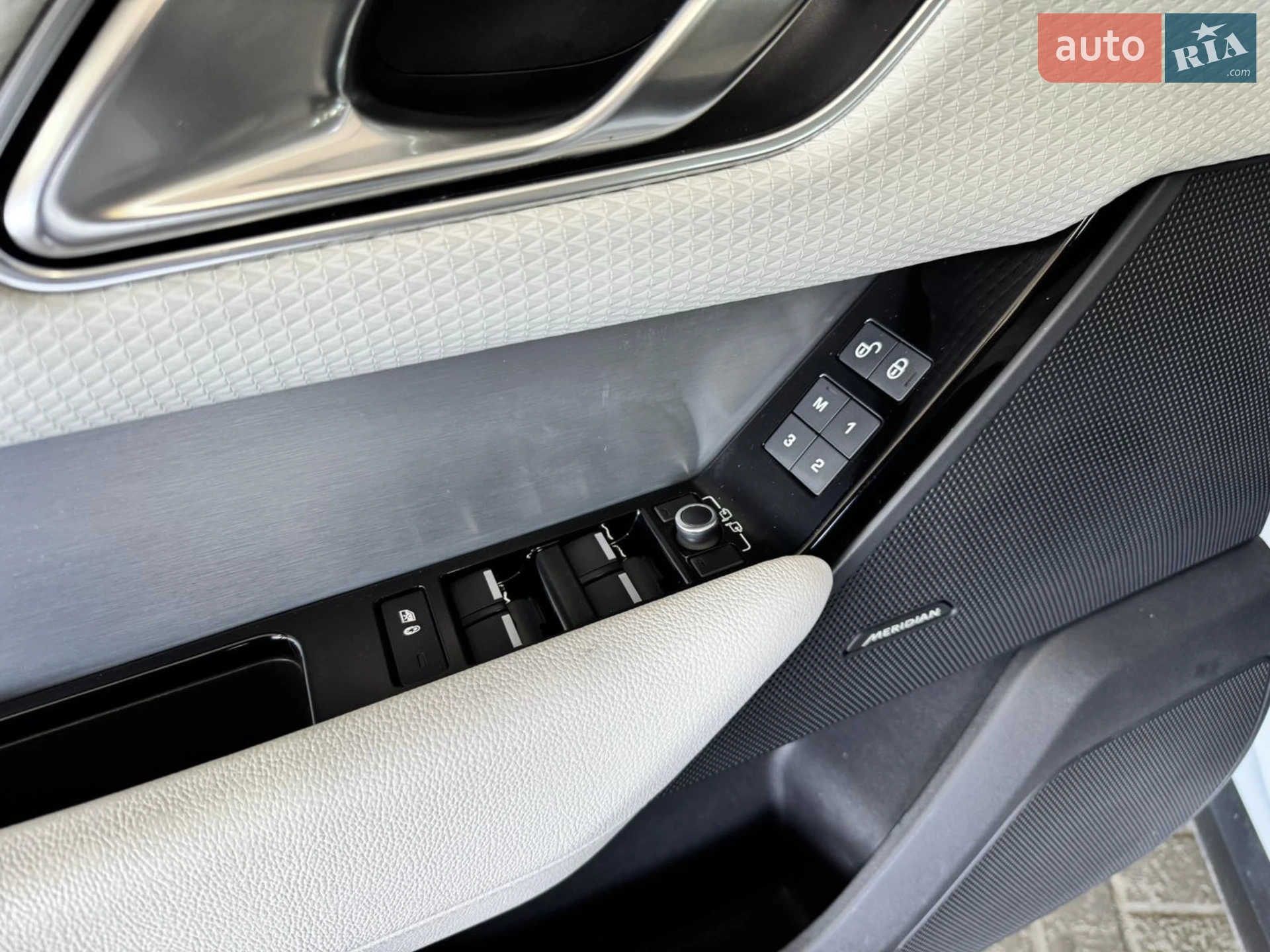 2017 Land Rover Range Rover Velar - мініатюра 4