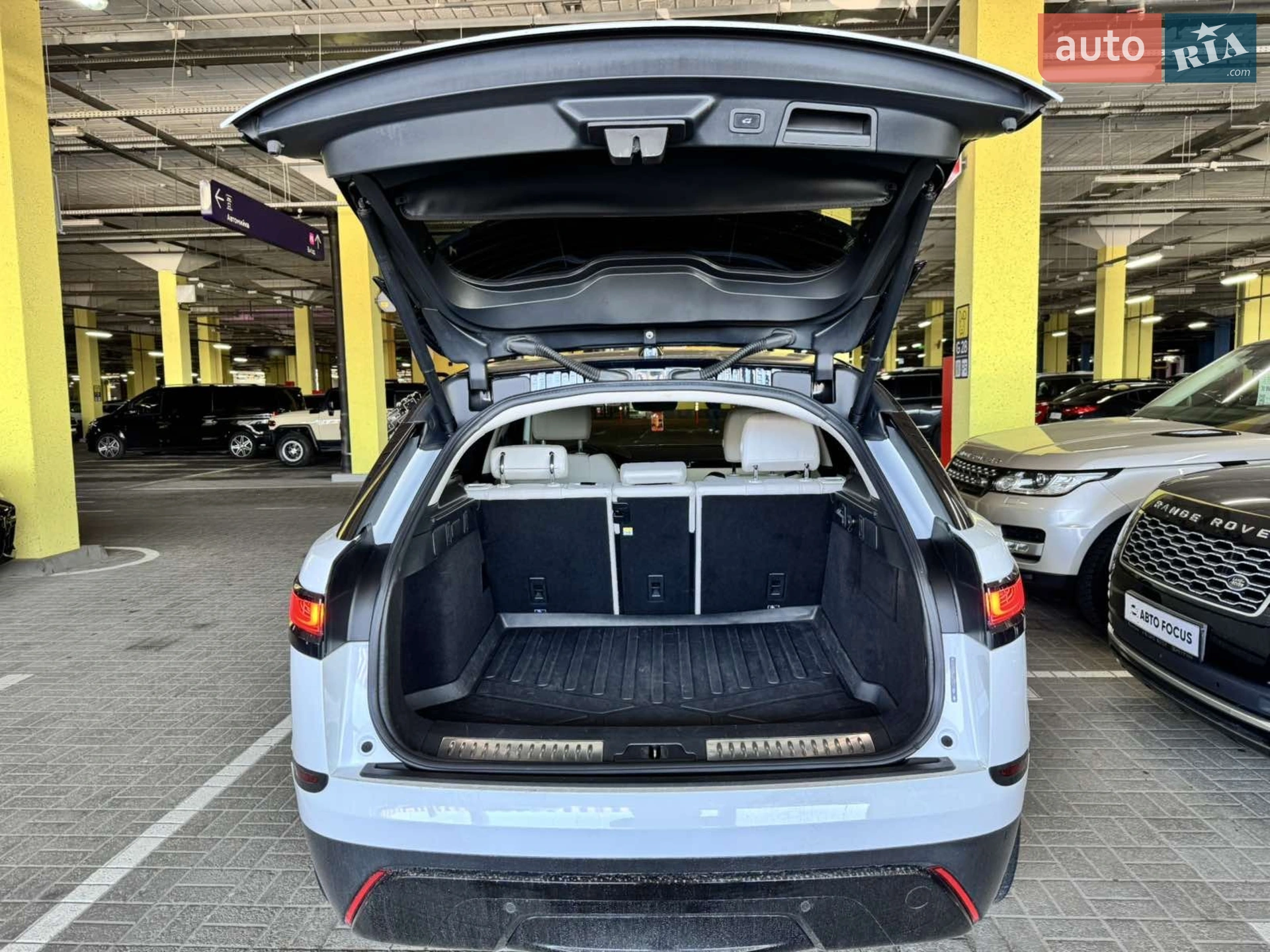 2017 Land Rover Range Rover Velar - мініатюра 2