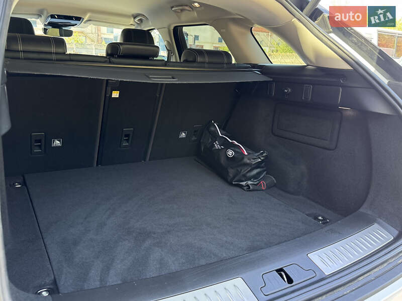 Позашляховик / Кросовер Land Rover Range Rover Velar 2019 в Самборі