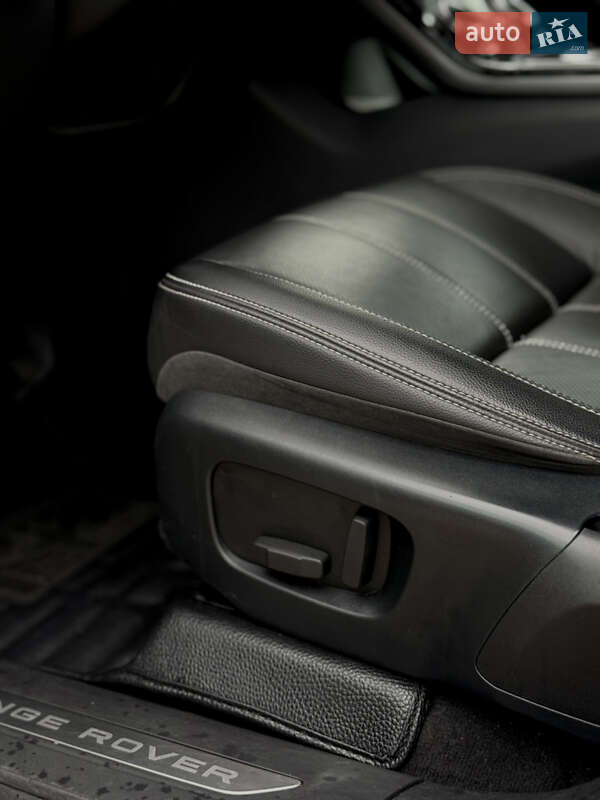 Внедорожник / Кроссовер Land Rover Range Rover Velar 2017 в Тернополе