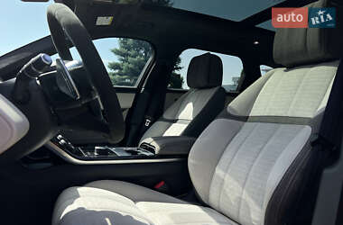 Внедорожник / Кроссовер Land Rover Range Rover Velar 2018 в 