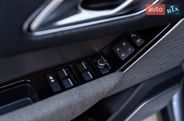 Внедорожник / Кроссовер Land Rover Range Rover Velar 2019 в 
