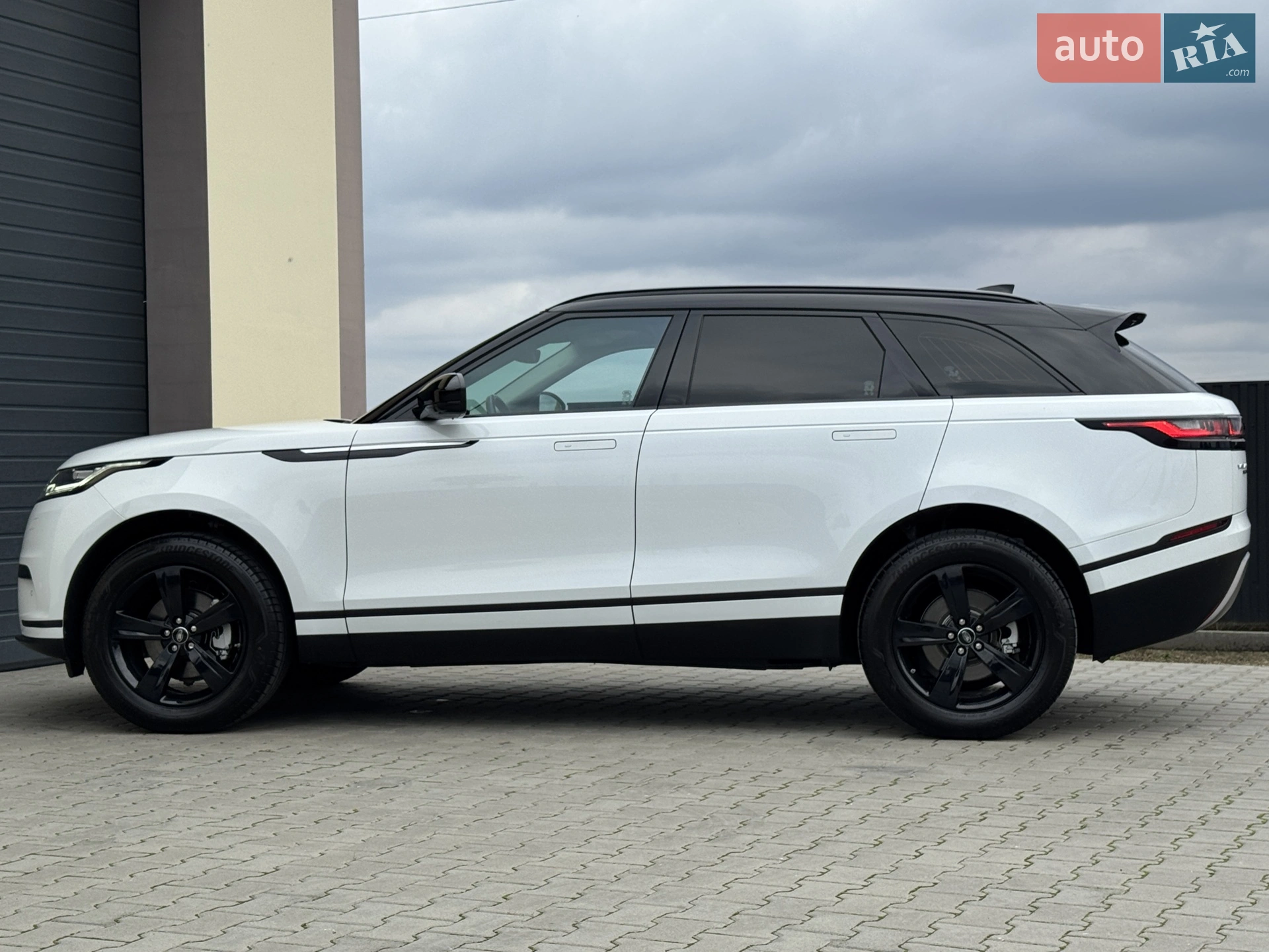 2018 Land Rover Range Rover Velar - мініатюра 19