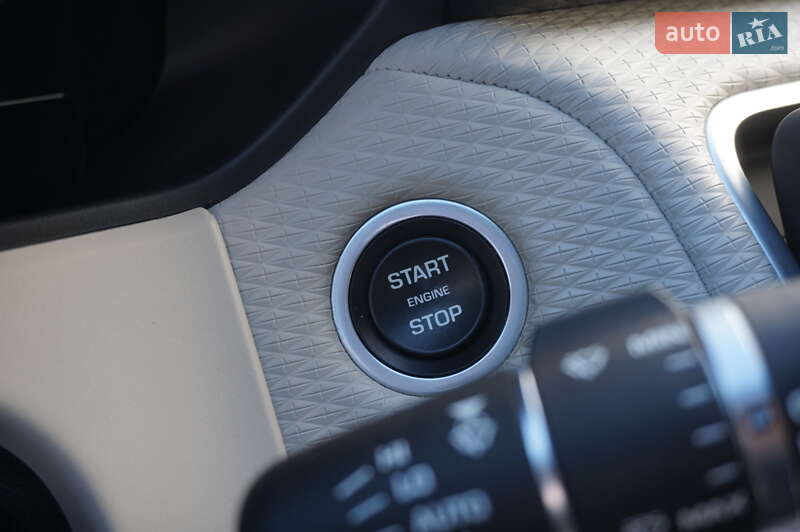 Внедорожник / Кроссовер Land Rover Range Rover Velar 2017 в Одессе