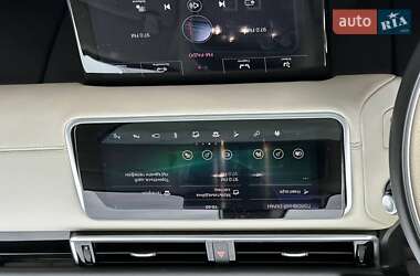 Внедорожник / Кроссовер Land Rover Range Rover Velar 2017 в 