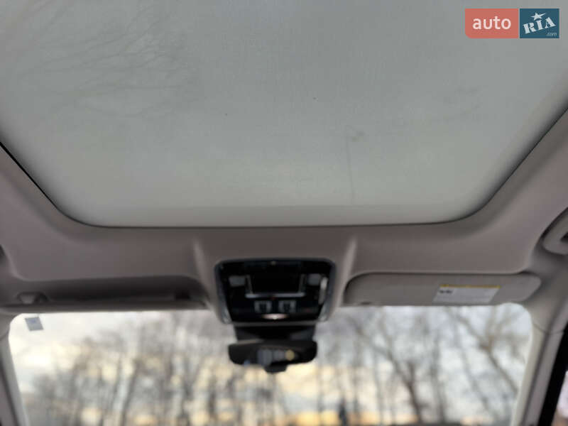 Позашляховик / Кросовер Land Rover Range Rover Velar 2017 в Києві