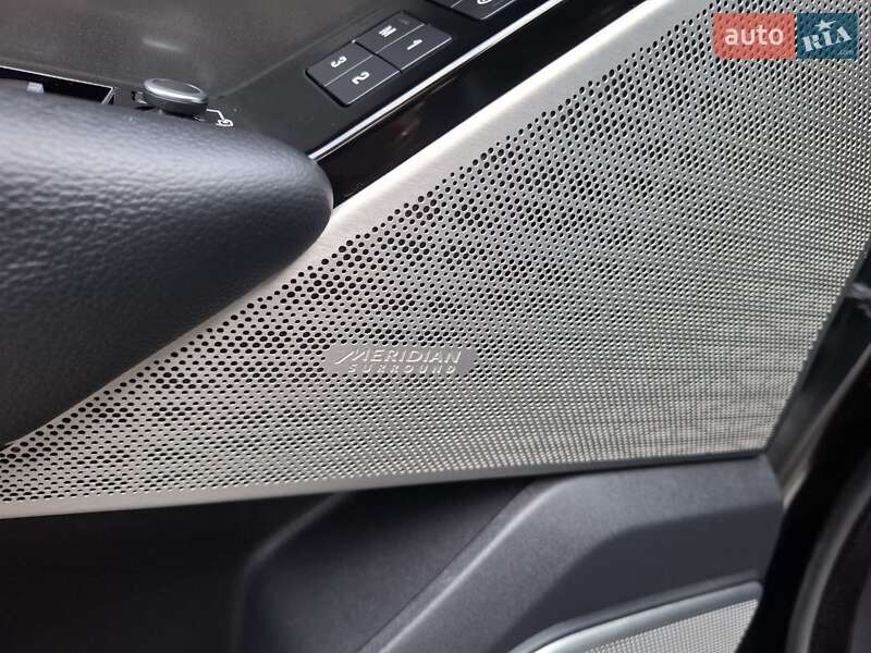 Позашляховик / Кросовер Land Rover Range Rover Velar 2018 в Києві фото 14 Позашляховик / Кросовер Land Rover Range Rover Velar 2018 в Києві