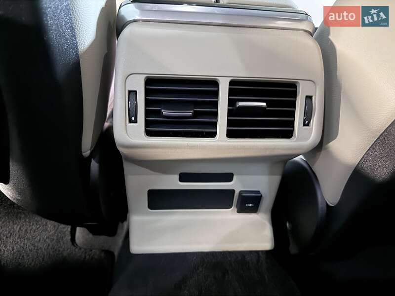 Позашляховик / Кросовер Land Rover Range Rover Velar 2022 в Києві фото 17 Позашляховик / Кросовер Land Rover Range Rover Velar 2022 в Києві