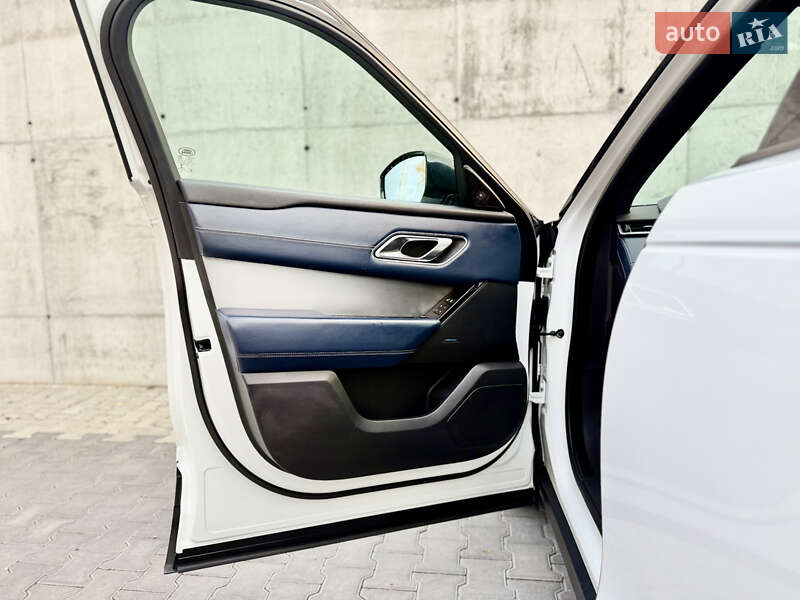 Внедорожник / Кроссовер Land Rover Range Rover Velar 2017 в Тернополе фото 50 Внедорожник / Кроссовер Land Rover Range Rover Velar 2017 в Тернополе