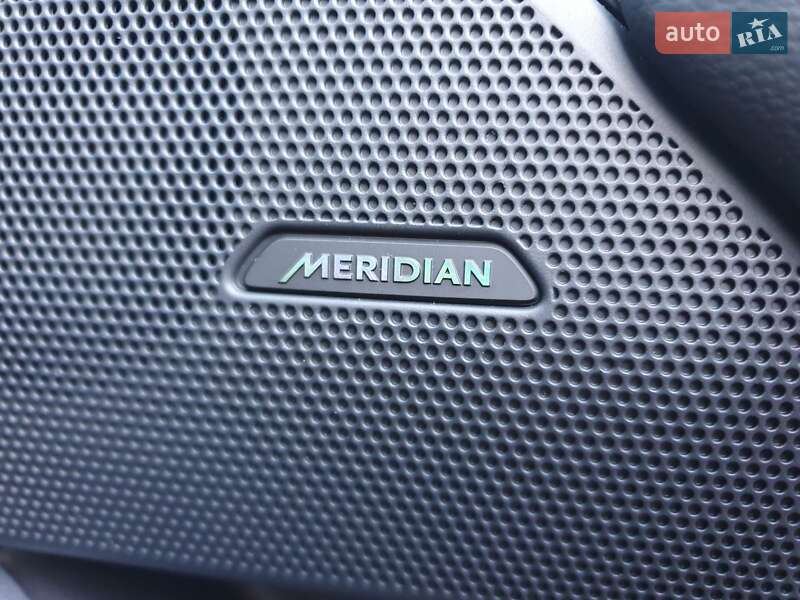 Позашляховик / Кросовер Land Rover Range Rover Velar 2017 в Києві