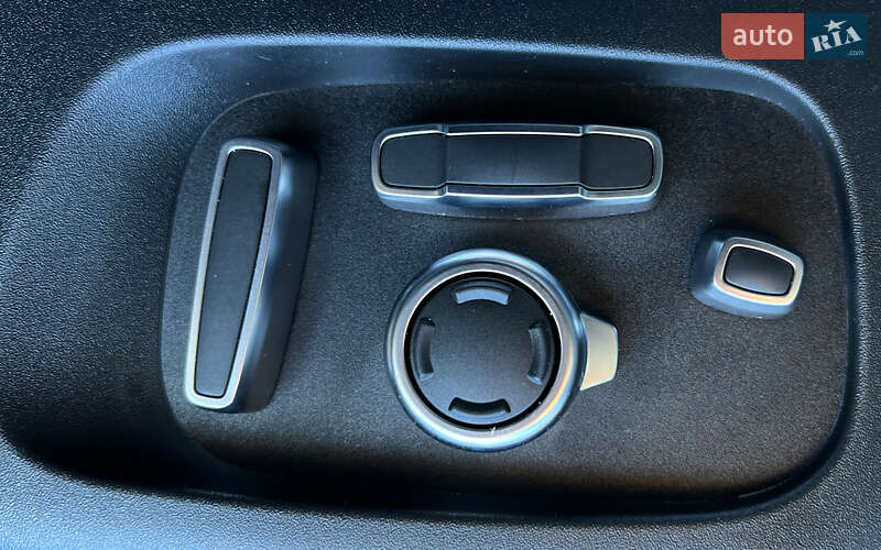 Внедорожник / Кроссовер Land Rover Range Rover Velar 2021 в Львове