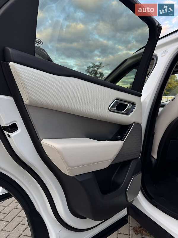 Позашляховик / Кросовер Land Rover Range Rover Velar 2019 в Коломиї