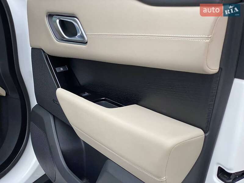 Внедорожник / Кроссовер Land Rover Range Rover Velar 2022 в Киеве