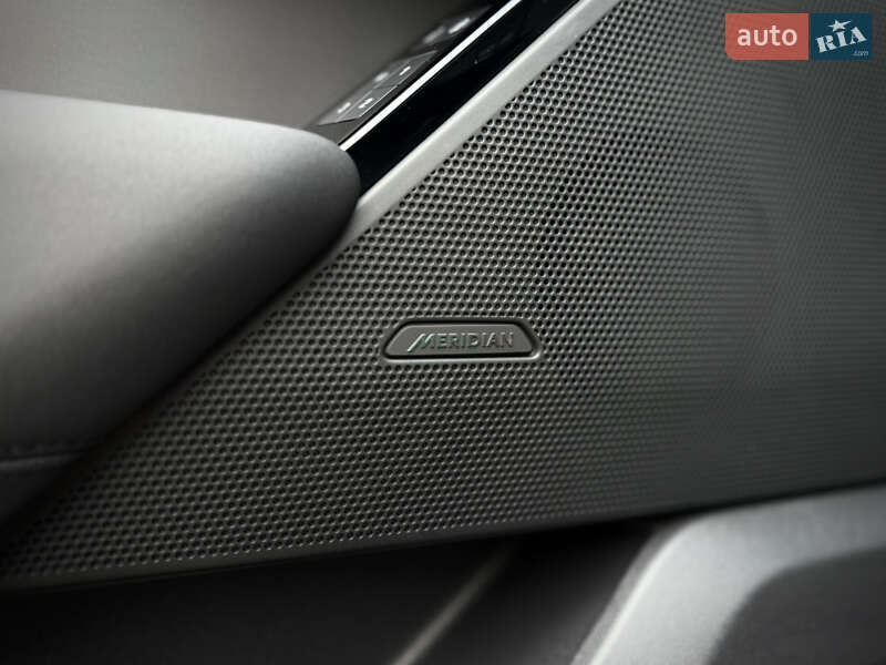 Внедорожник / Кроссовер Land Rover Range Rover Velar 2023 в Одессе фото 29 Внедорожник / Кроссовер Land Rover Range Rover Velar 2023 в Одессе