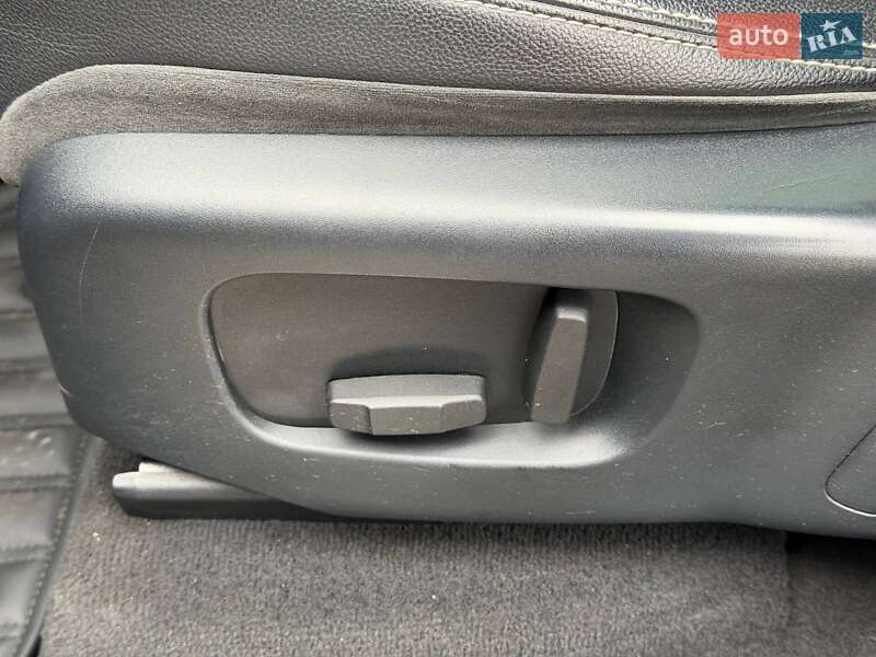 Позашляховик / Кросовер Land Rover Range Rover Velar 2017 в Кривому Розі