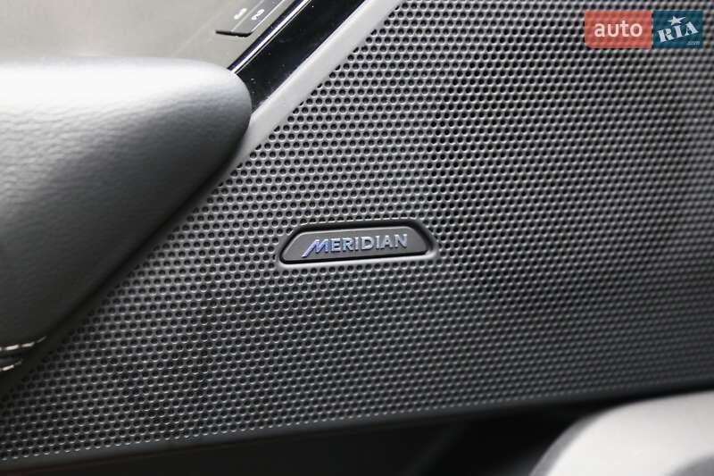 Позашляховик / Кросовер Land Rover Range Rover Velar 2018 в Києві фото 32 Позашляховик / Кросовер Land Rover Range Rover Velar 2018 в Києві