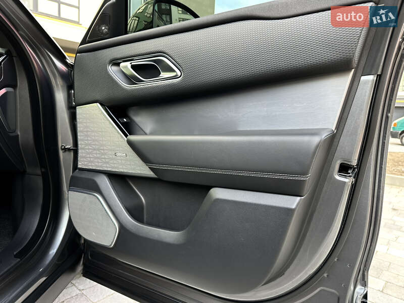 Внедорожник / Кроссовер Land Rover Range Rover Velar 2018 в Ивано-Франковске фото 48 Внедорожник / Кроссовер Land Rover Range Rover Velar 2018 в Ивано-Франковске