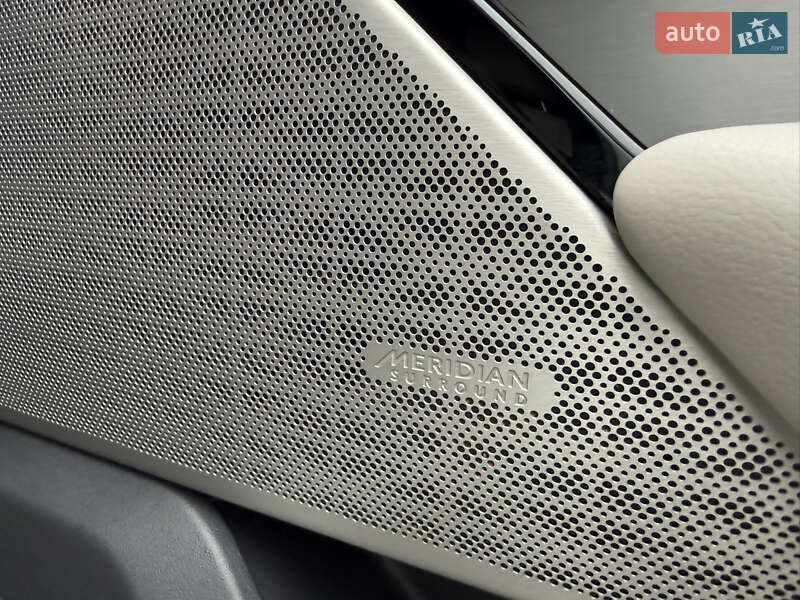 Внедорожник / Кроссовер Land Rover Range Rover Velar 2021 в Киеве фото 17 Внедорожник / Кроссовер Land Rover Range Rover Velar 2021 в Киеве