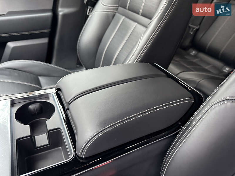 Внедорожник / Кроссовер Land Rover Range Rover Velar 2019 в Киеве фото 94 Внедорожник / Кроссовер Land Rover Range Rover Velar 2019 в Киеве