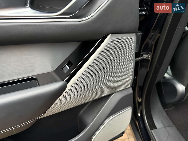 Внедорожник / Кроссовер Land Rover Range Rover Velar 2019 в Киеве фото 99 Внедорожник / Кроссовер Land Rover Range Rover Velar 2019 в Киеве