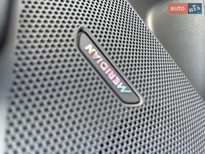 Позашляховик / Кросовер Land Rover Range Rover Velar 2018 в Києві