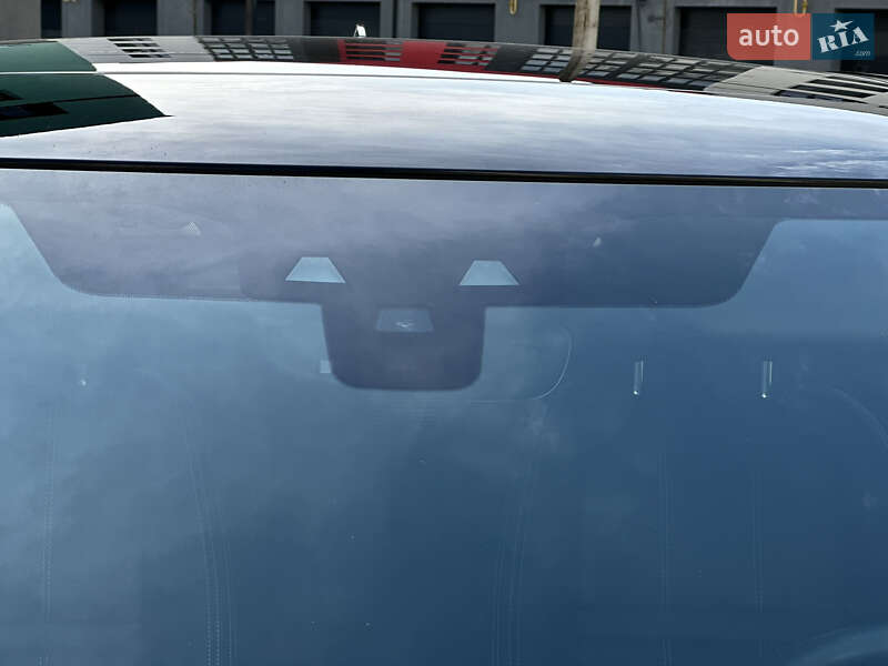 Внедорожник / Кроссовер Land Rover Range Rover Velar 2018 в Ивано-Франковске фото 21 Внедорожник / Кроссовер Land Rover Range Rover Velar 2018 в Ивано-Франковске