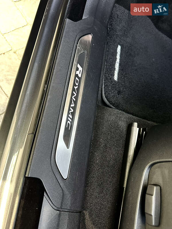 Внедорожник / Кроссовер Land Rover Range Rover Velar 2018 в Ивано-Франковске фото 26 Внедорожник / Кроссовер Land Rover Range Rover Velar 2018 в Ивано-Франковске