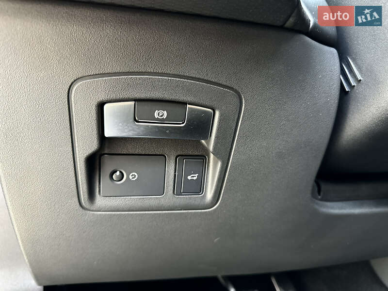 Внедорожник / Кроссовер Land Rover Range Rover Velar 2018 в Ивано-Франковске фото 31 Внедорожник / Кроссовер Land Rover Range Rover Velar 2018 в Ивано-Франковске