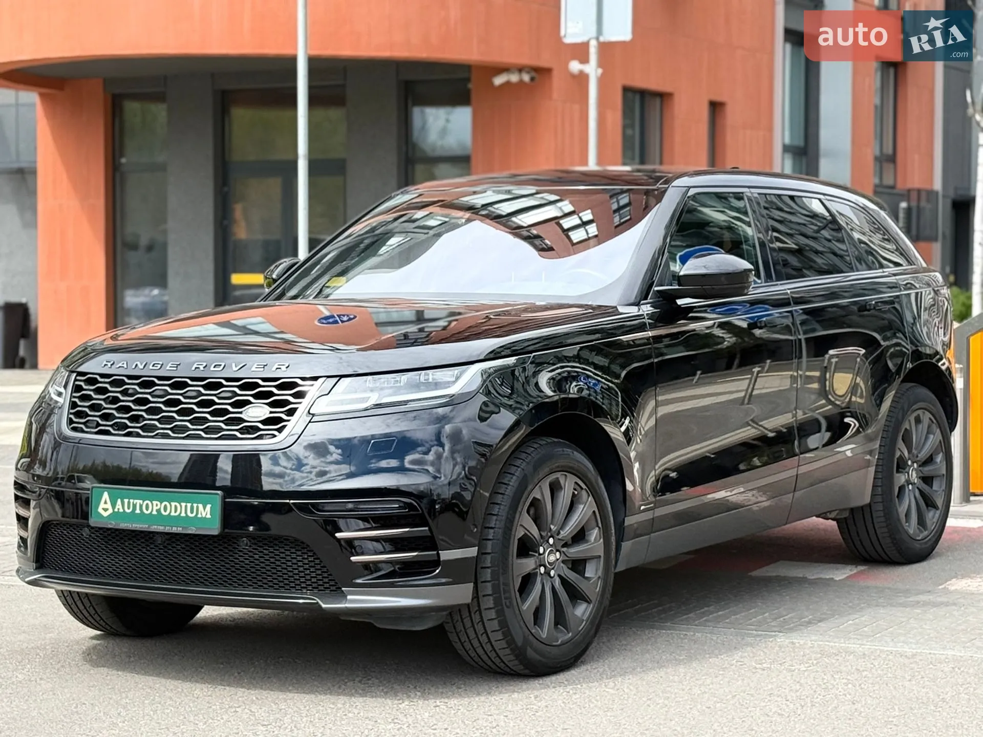 2017 Land Rover Range Rover Velar - мініатюра 2