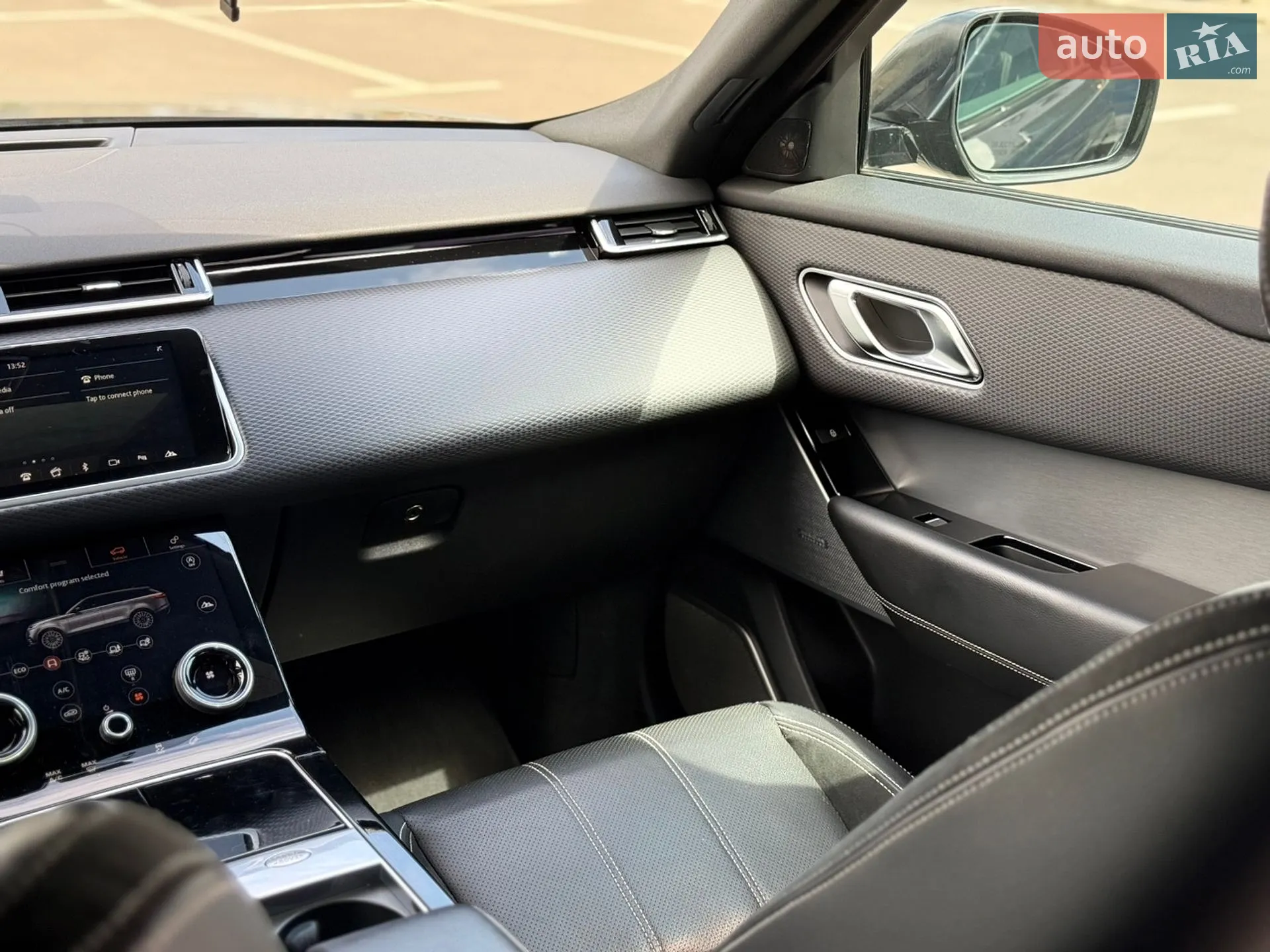 2017 Land Rover Range Rover Velar - мініатюра 38