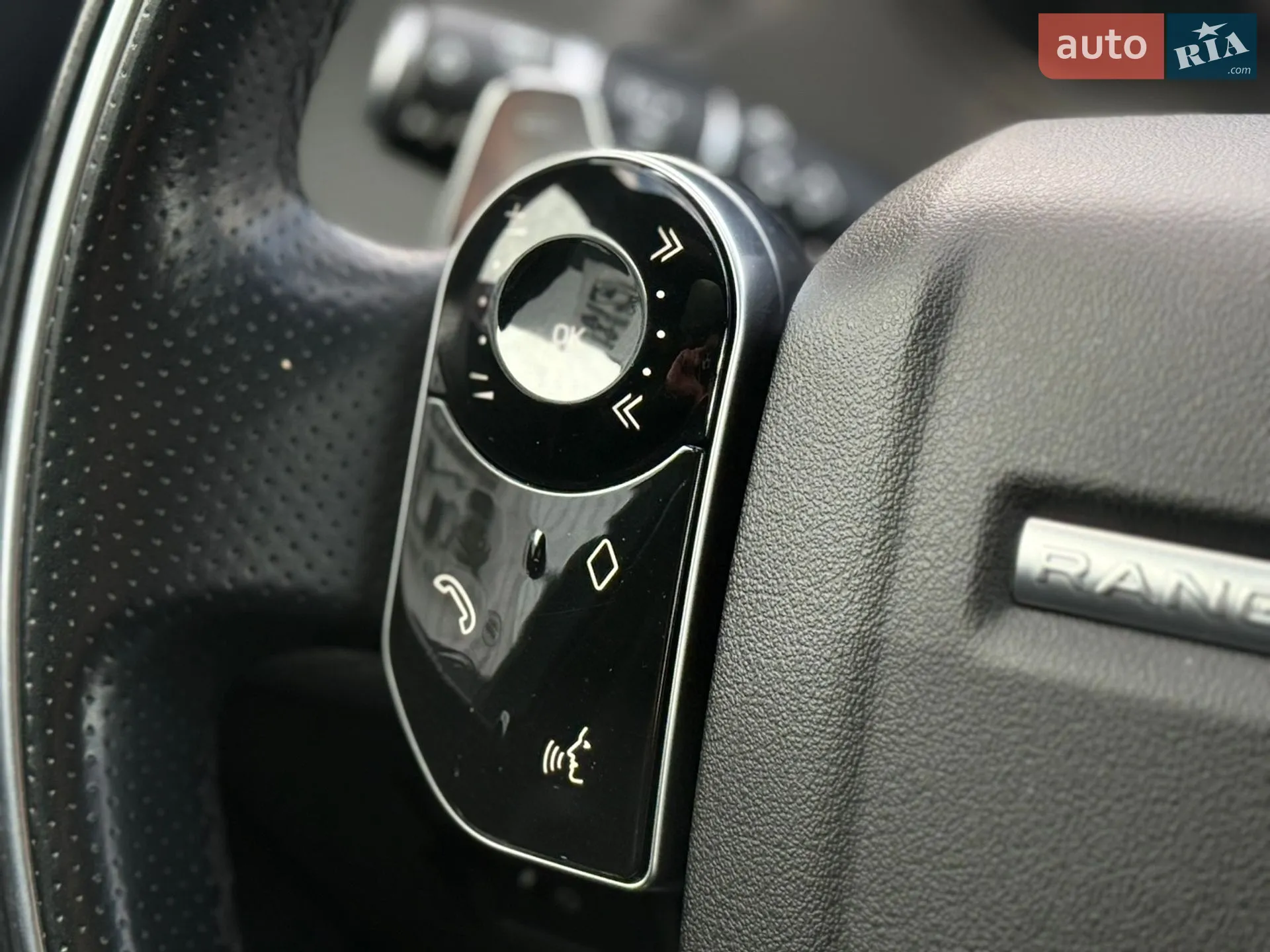 2017 Land Rover Range Rover Velar - мініатюра 45