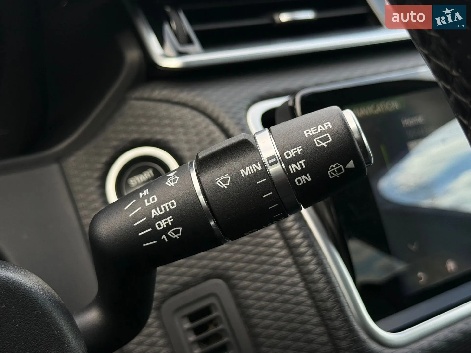 2017 Land Rover Range Rover Velar - мініатюра 53