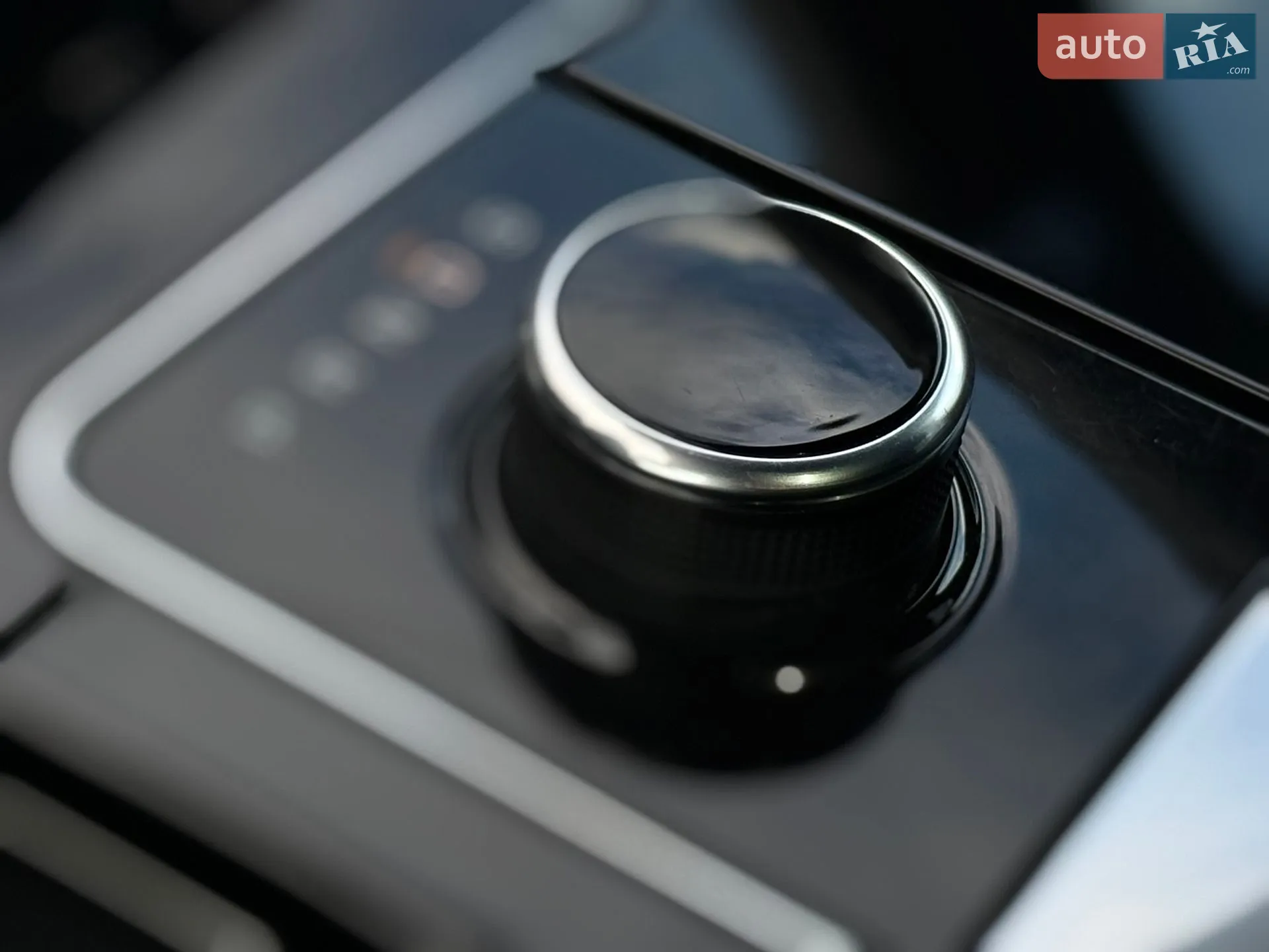 2017 Land Rover Range Rover Velar - мініатюра 55