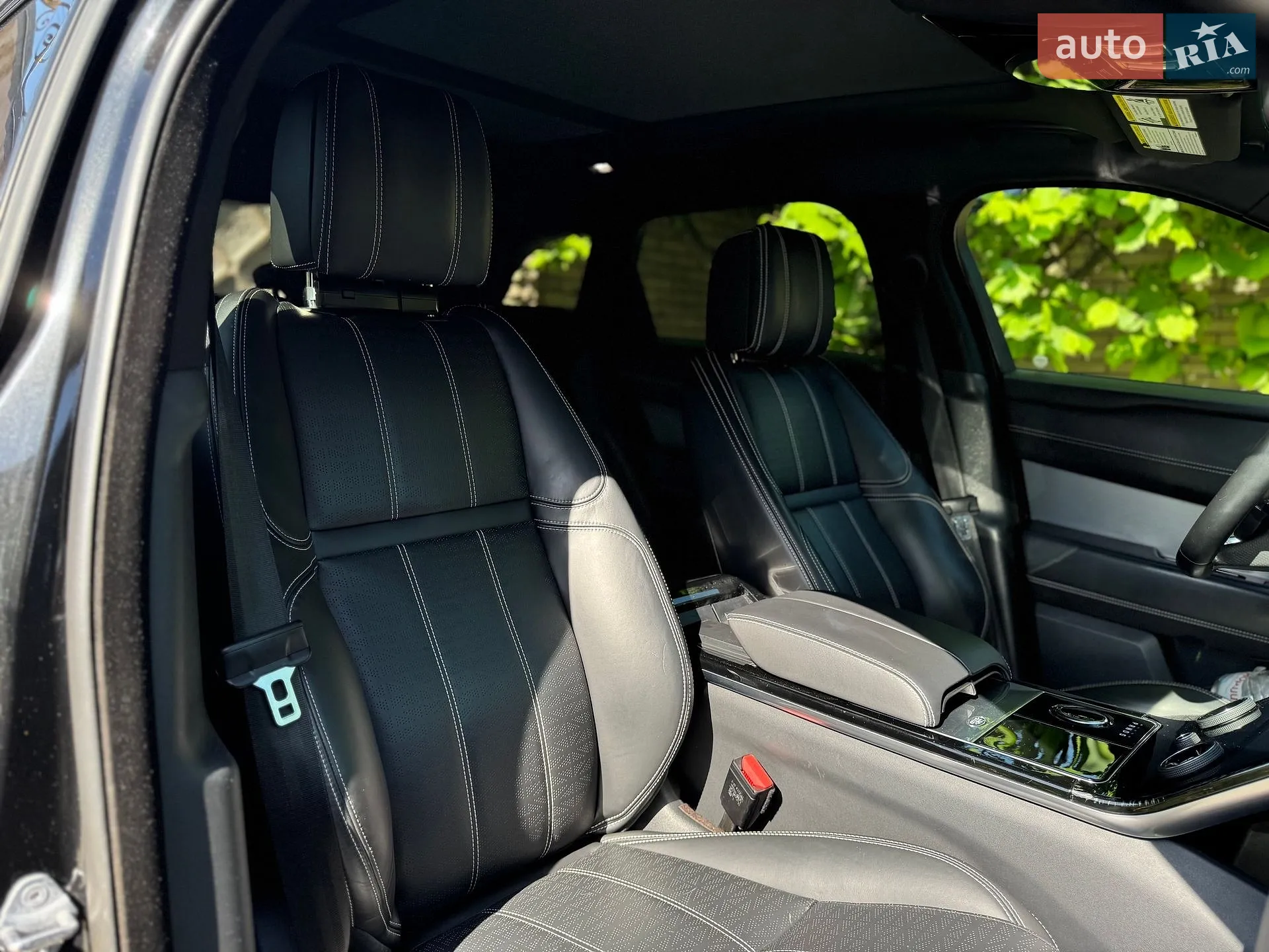 2018 Land Rover Range Rover Velar - мініатюра 19