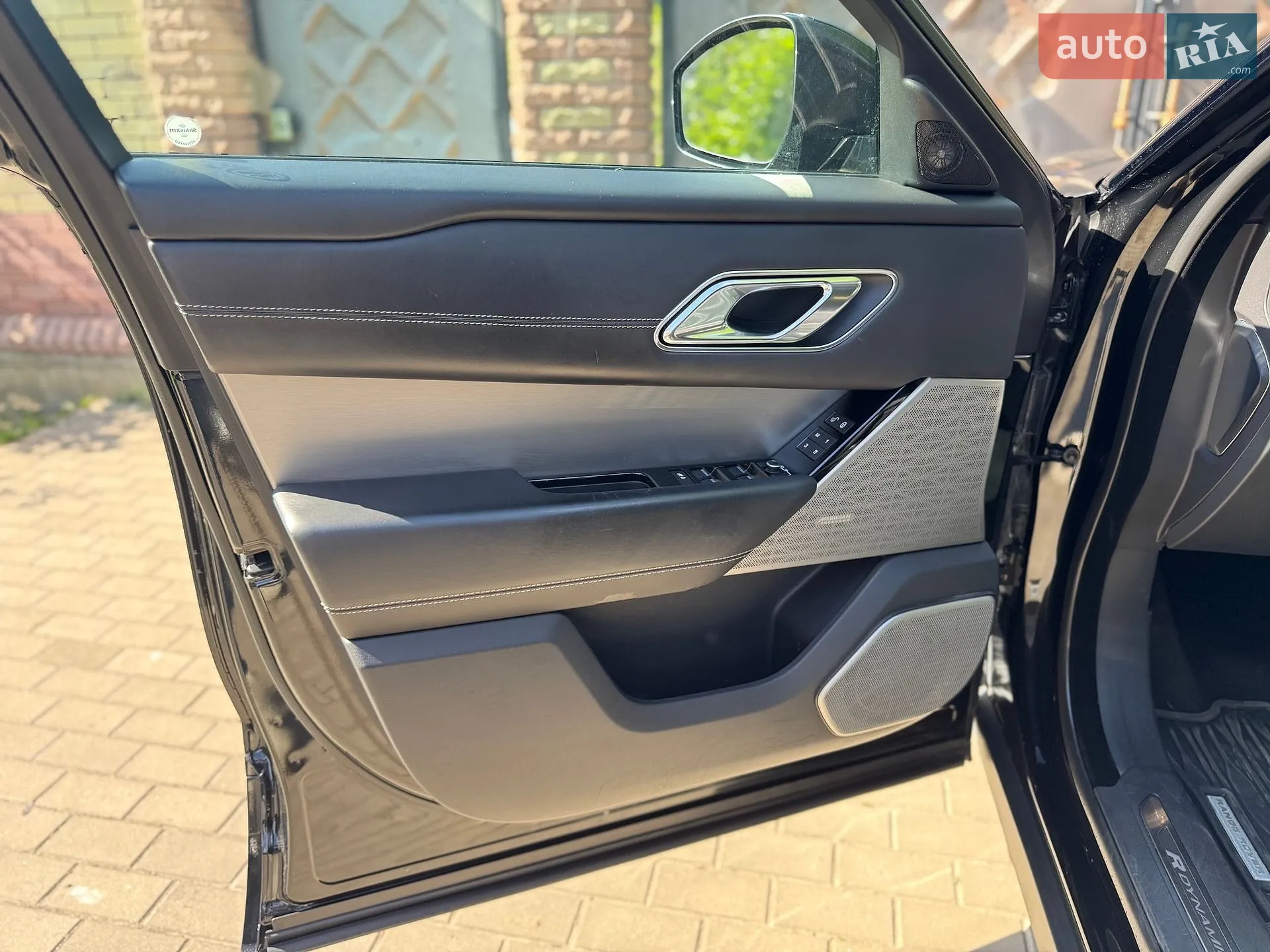 2018 Land Rover Range Rover Velar - мініатюра 31