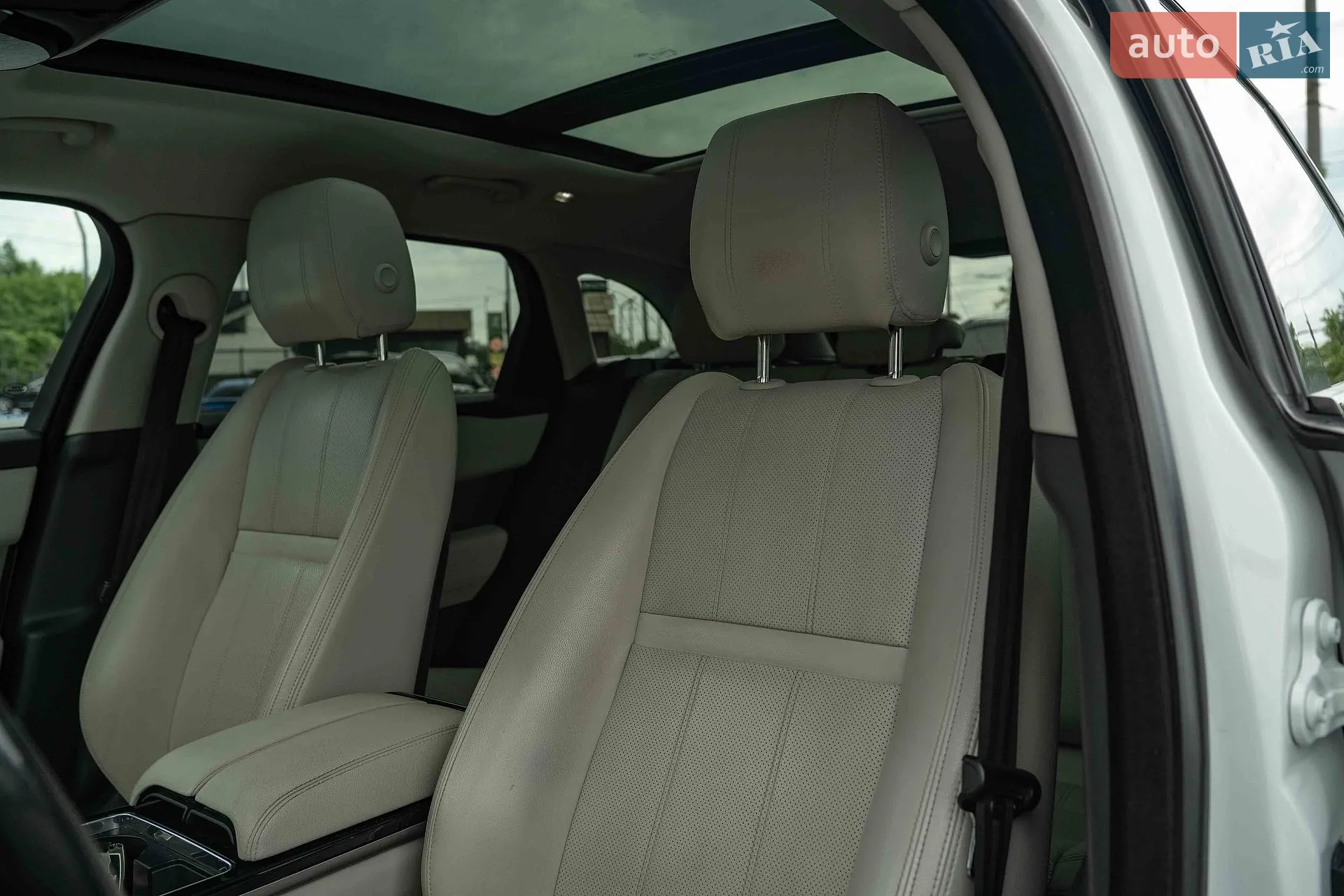 2018 Land Rover Range Rover Velar - мініатюра 33
