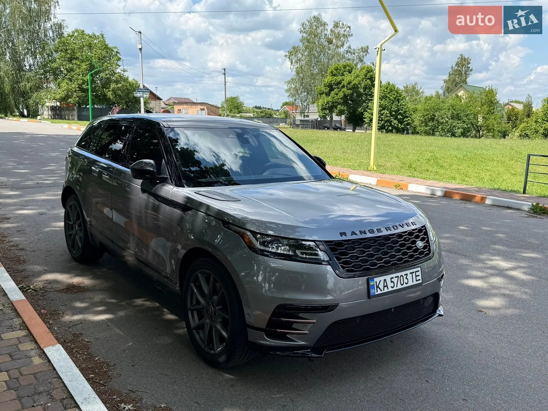 2021 Land Rover Range Rover Velar - мініатюра 2
