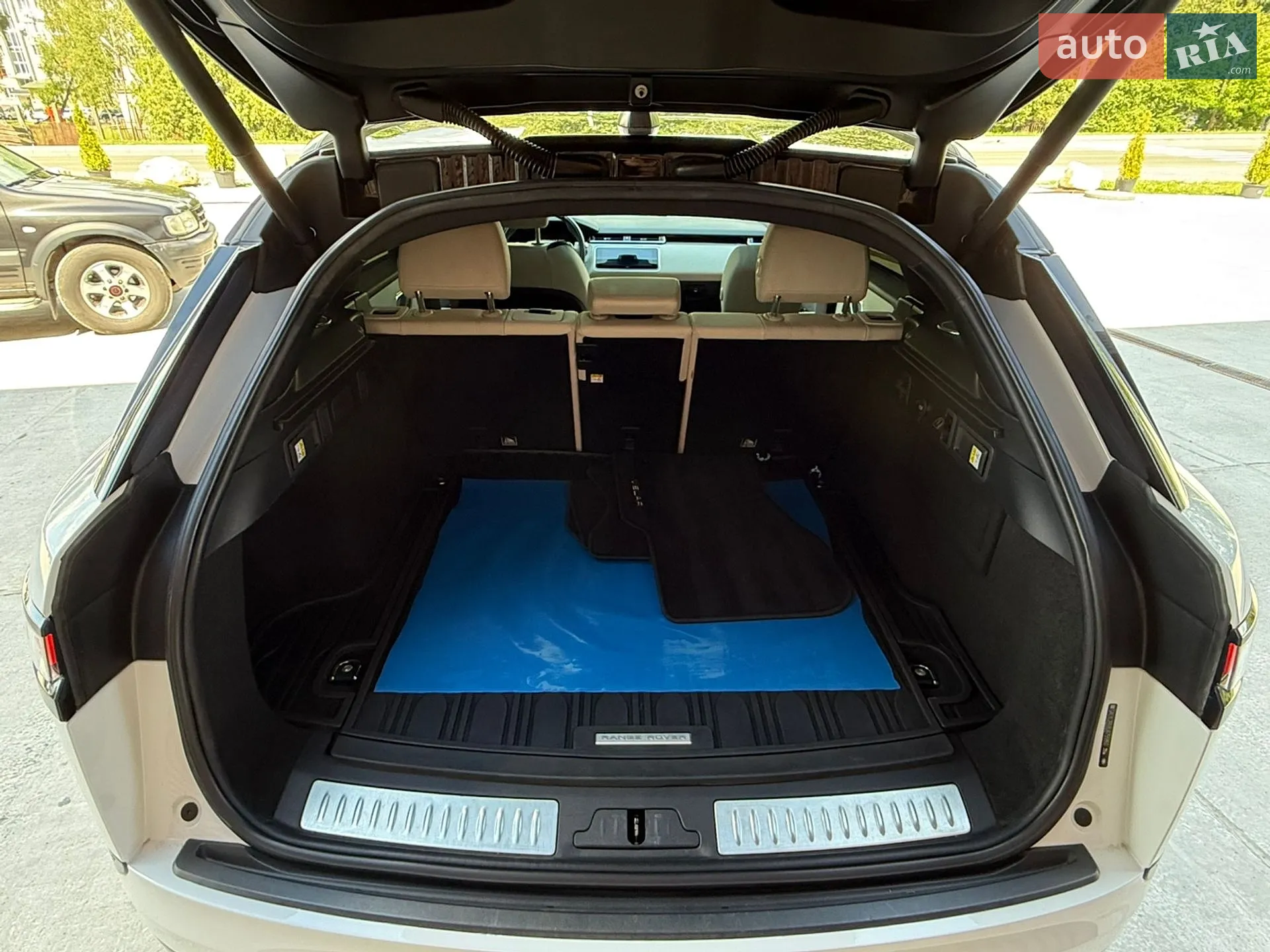 2018 Land Rover Range Rover Velar - мініатюра 13