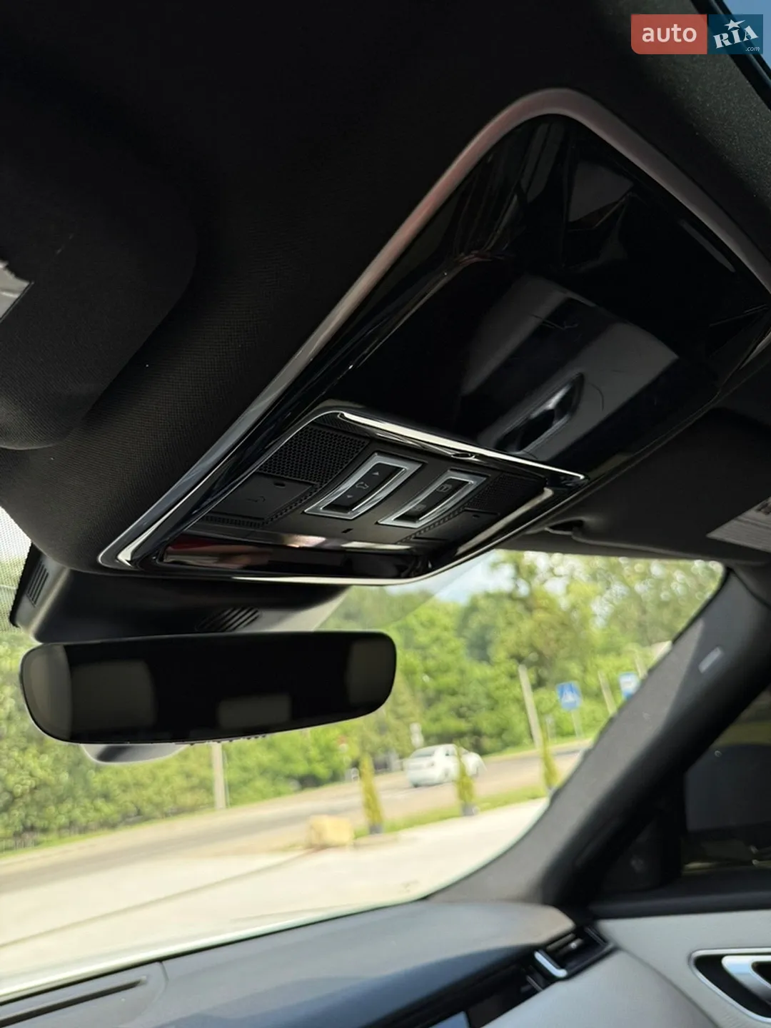 2018 Land Rover Range Rover Velar - мініатюра 20