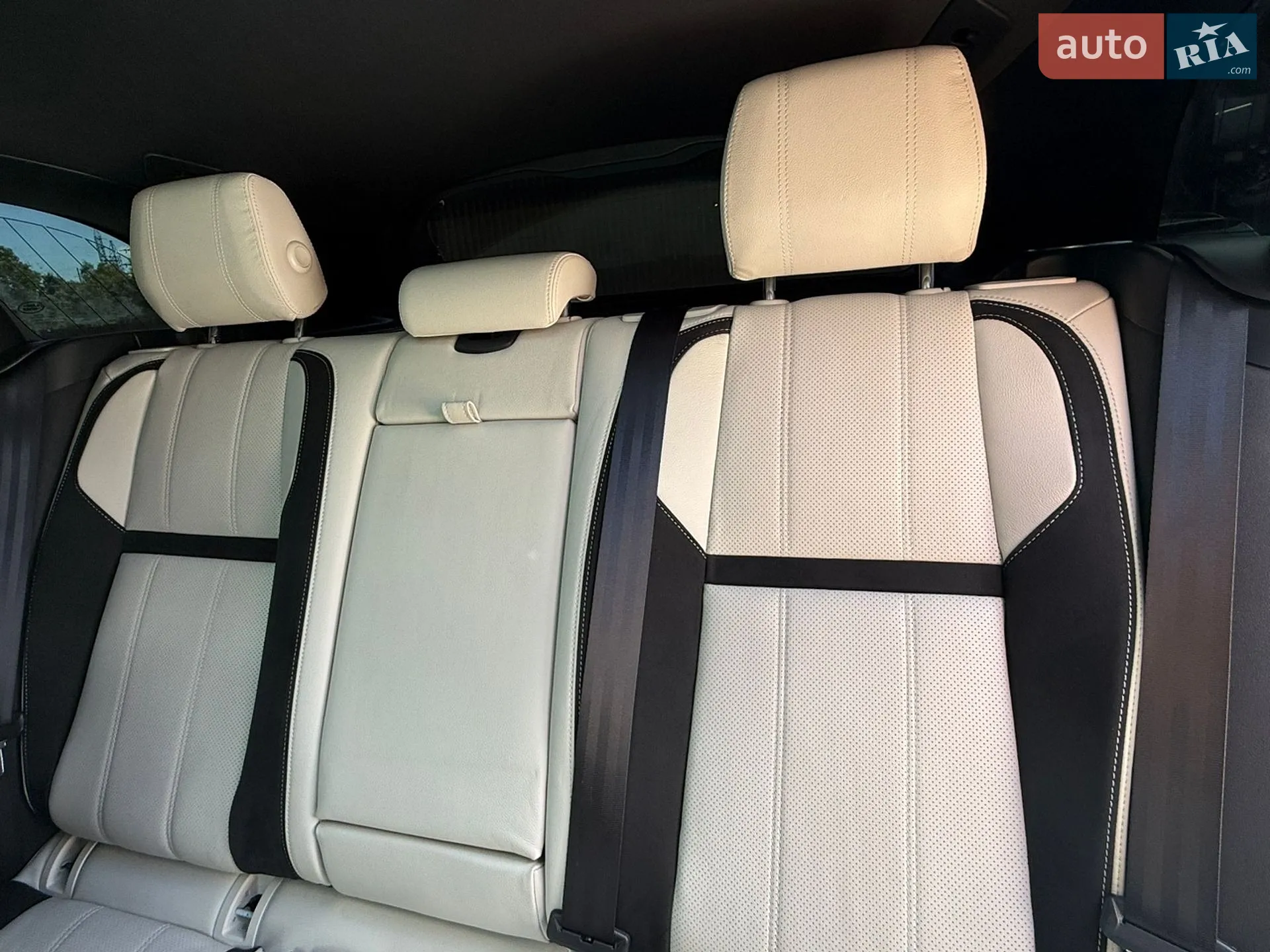 2018 Land Rover Range Rover Velar - мініатюра 27