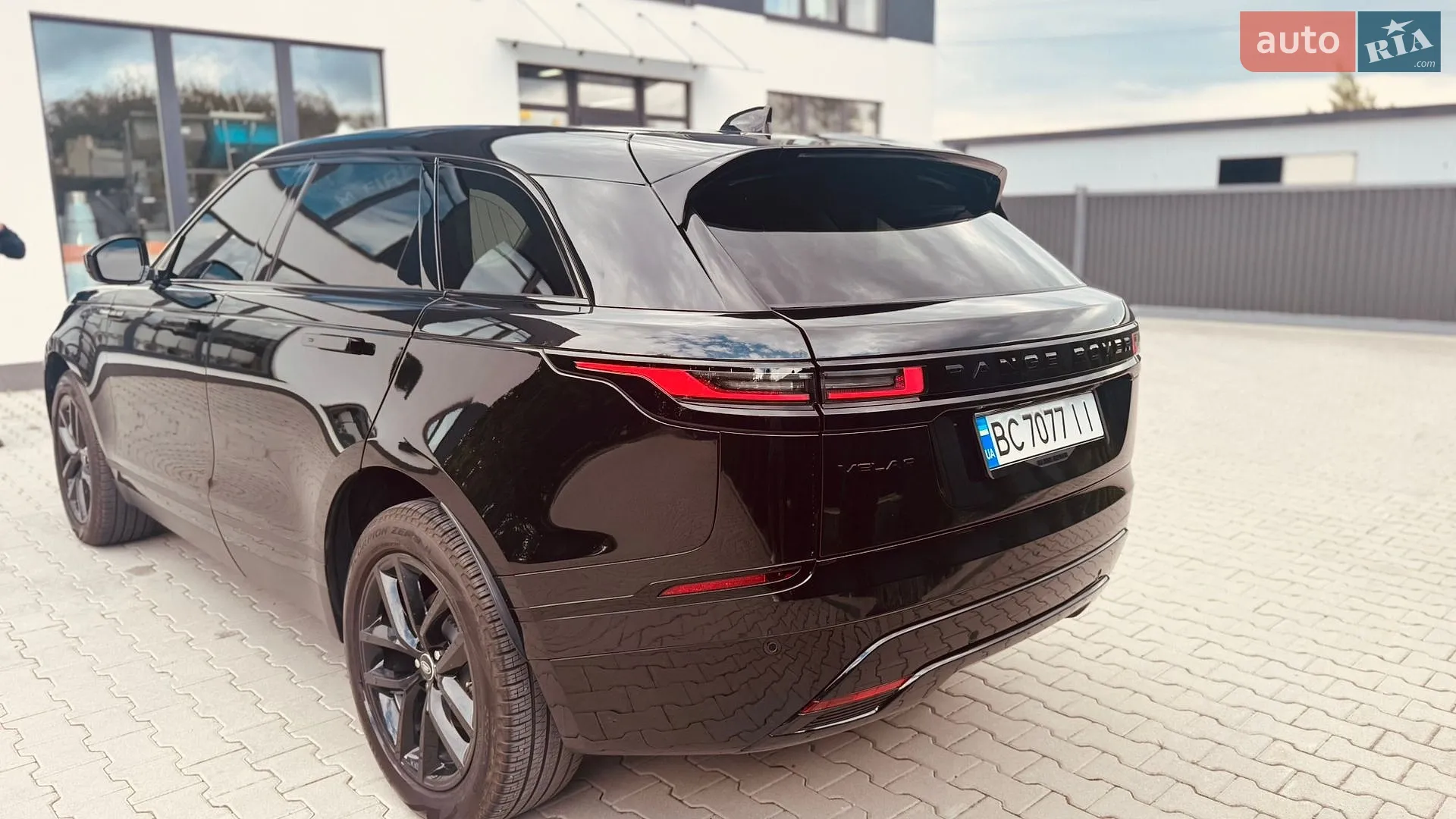 2025 Land Rover Range Rover Velar - мініатюра 21