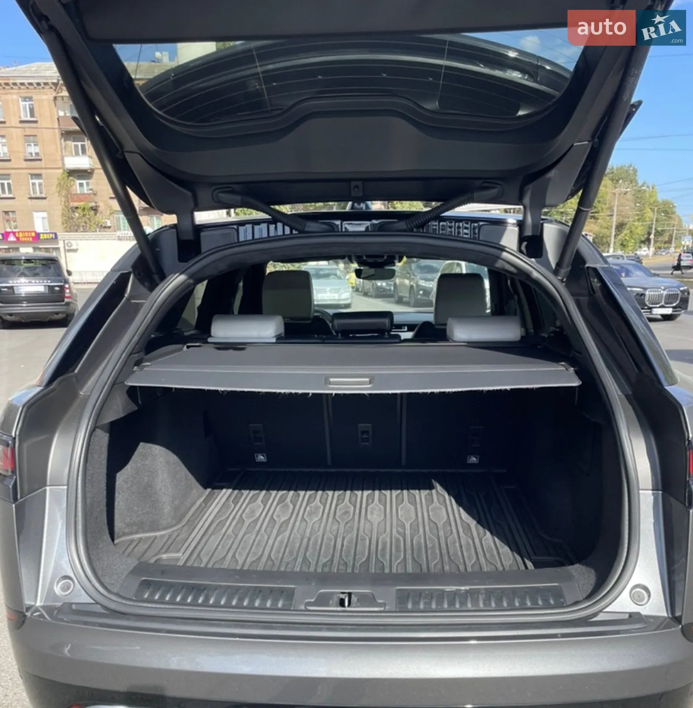 2017 Land Rover Range Rover Velar - мініатюра 12