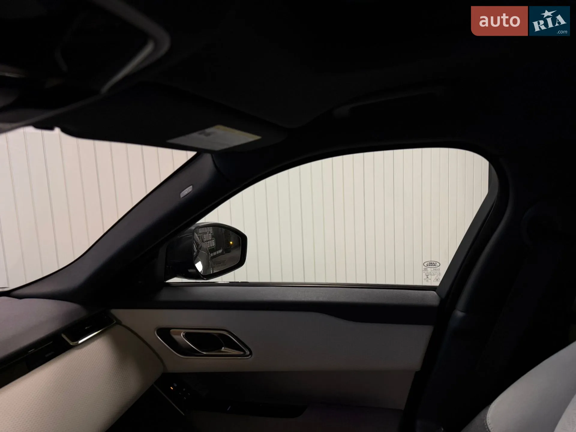 2018 Land Rover Range Rover Velar - мініатюра 39