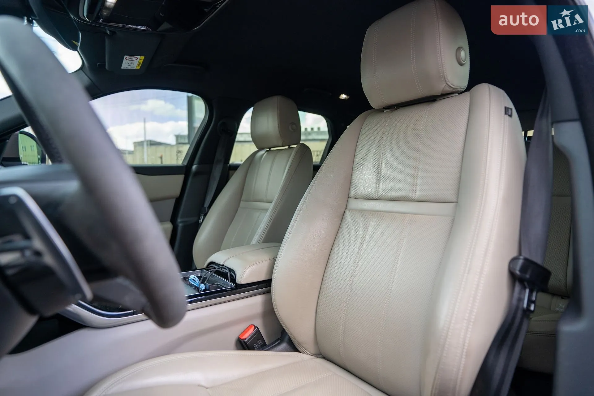 2021 Land Rover Range Rover Velar - мініатюра 21