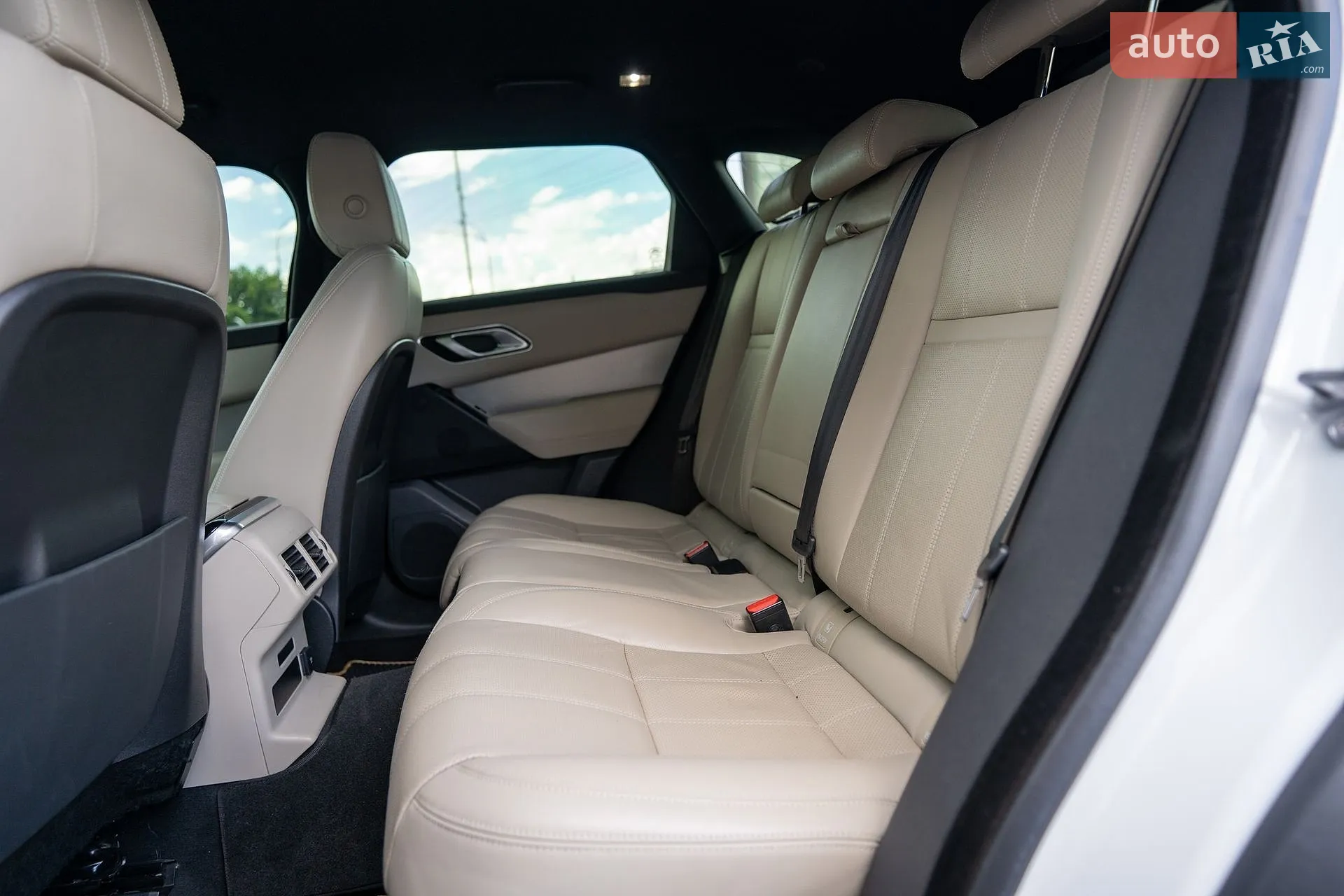2021 Land Rover Range Rover Velar - мініатюра 30