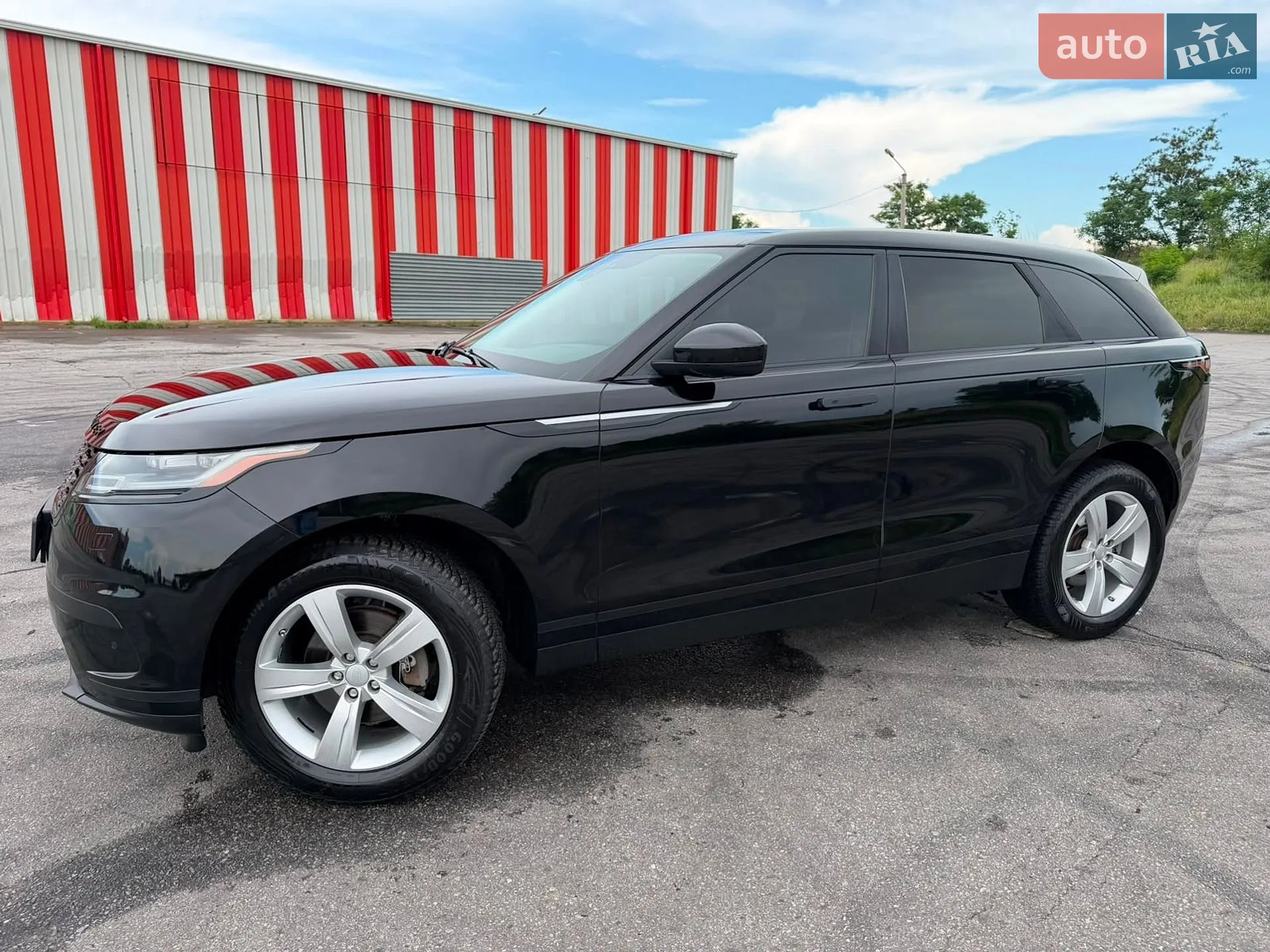 2019 Land Rover Range Rover Velar - мініатюра 19